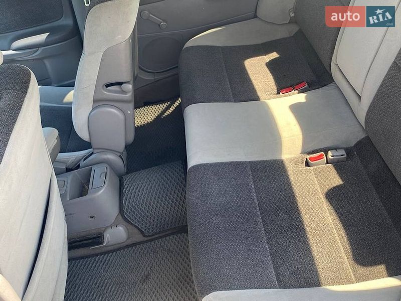Седан Mazda 626 2000 в Березному