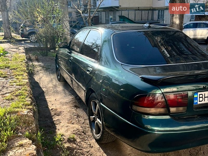 Седан Mazda 626 1992 в Миколаєві