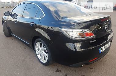 Седан Mazda 6 2011 в Ровно