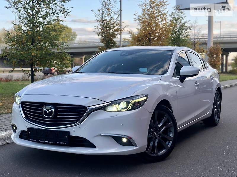 Седан Mazda 6 2016 в Киеве