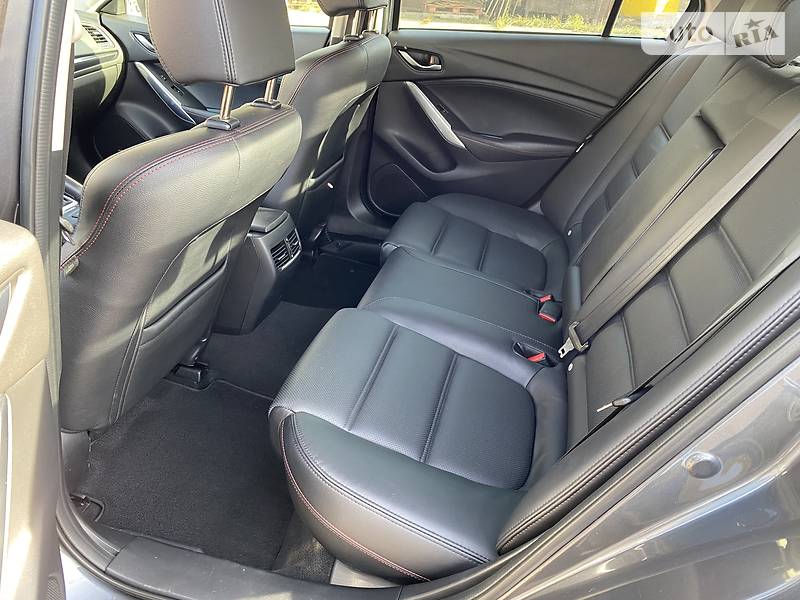 Седан Mazda 6 2014 в Львові