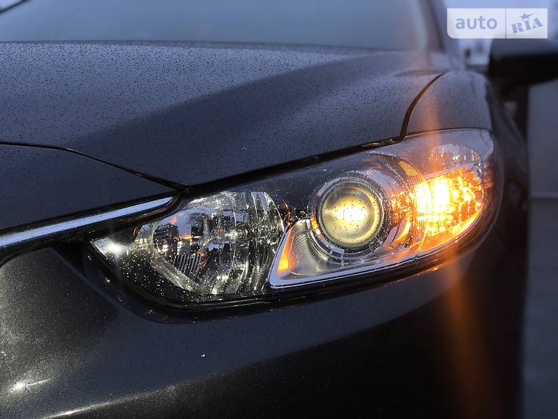Седан Mazda 6 2014 в Харкові