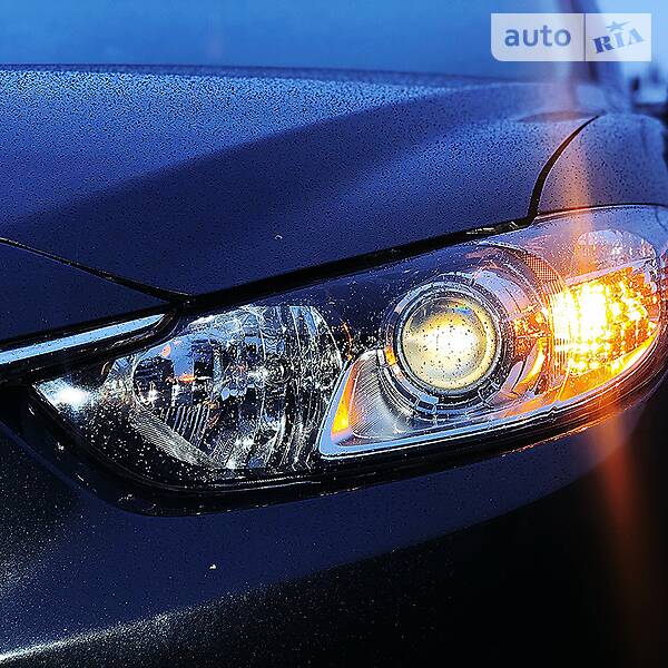 Седан Mazda 6 2014 в Харкові