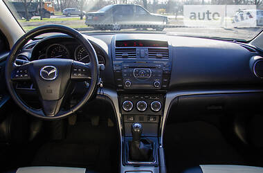Седан Mazda 6 2012 в 