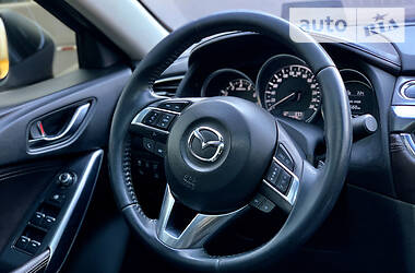 Седан Mazda 6 2015 в 