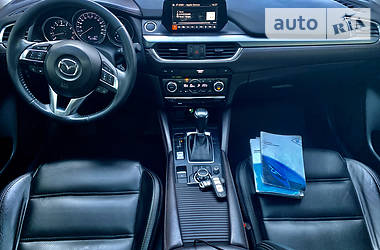 Седан Mazda 6 2015 в 