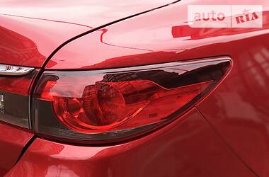 Седан Mazda 6 2015 в 