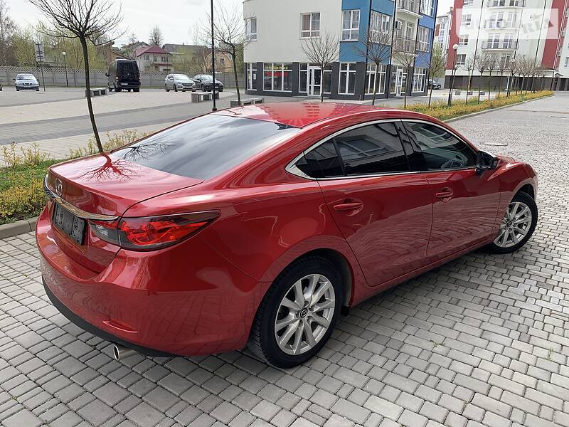 Седан Mazda 6 2015 в 