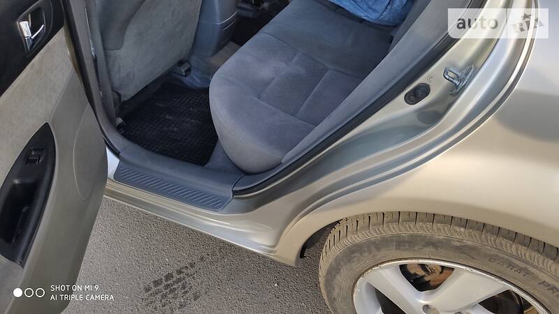 Седан Mazda 6 2003 в Лисичанську