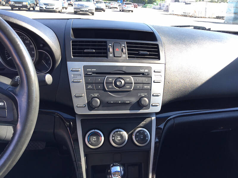 Седан Mazda 6 2011 в Львові
