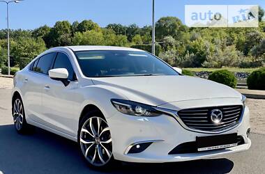 Седан Mazda 6 2017 в Днепре