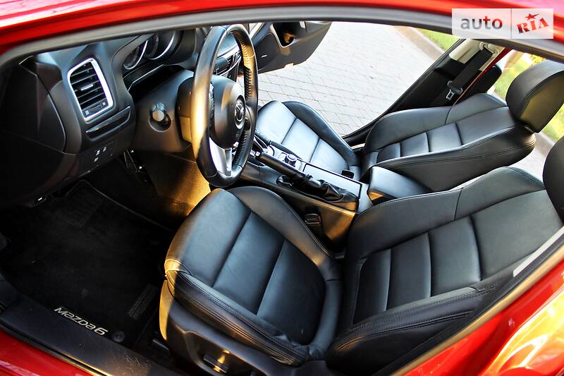Седан Mazda 6 2014 в Стрию