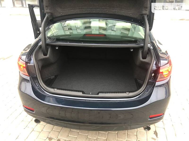 Седан Mazda 6 2017 в Львове