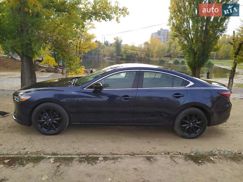 Седан Mazda 6 2018 в Днепре
