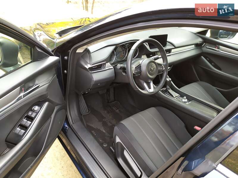 Седан Mazda 6 2018 в Днепре