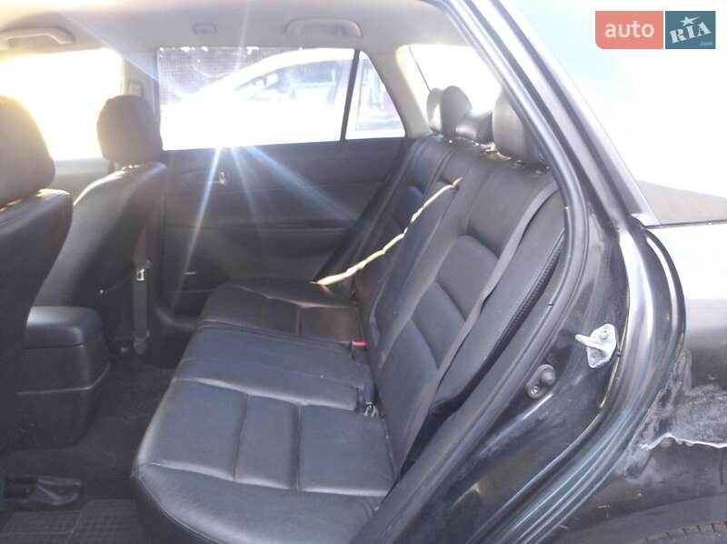 Універсал Mazda 6 2002 в Сумах