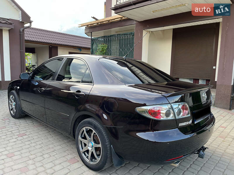 Седан Mazda 6 2006 в Днепре