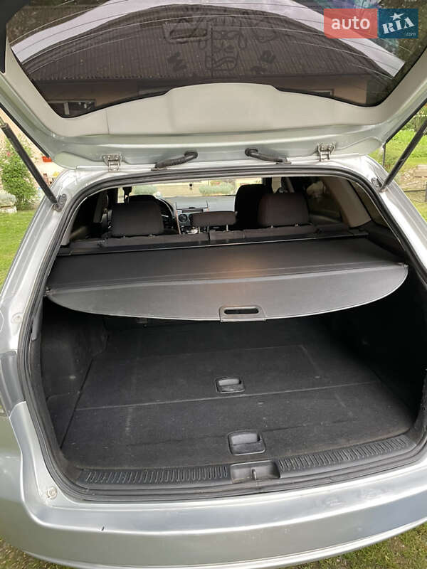 Універсал Mazda 6 2007 в Чернівцях