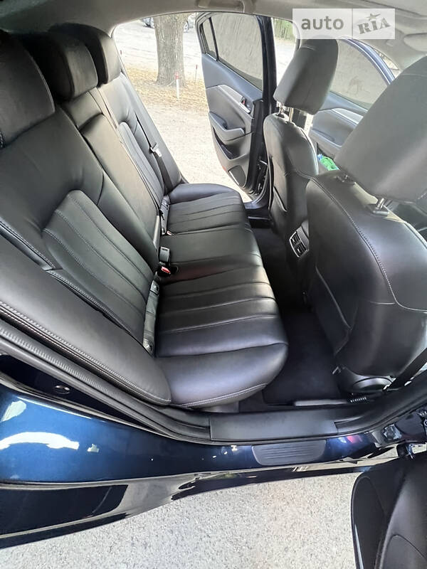 Седан Mazda 6 2018 в Миколаєві