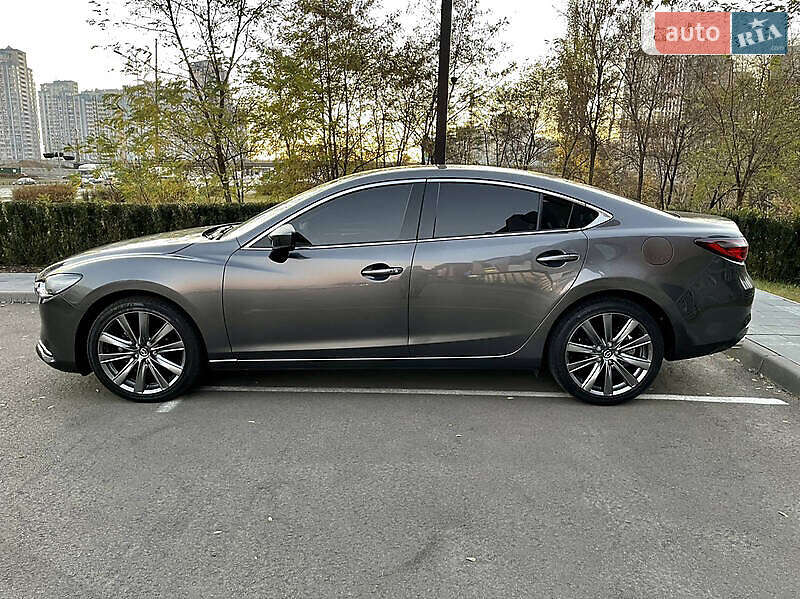 Седан Mazda 6 2020 в Киеве