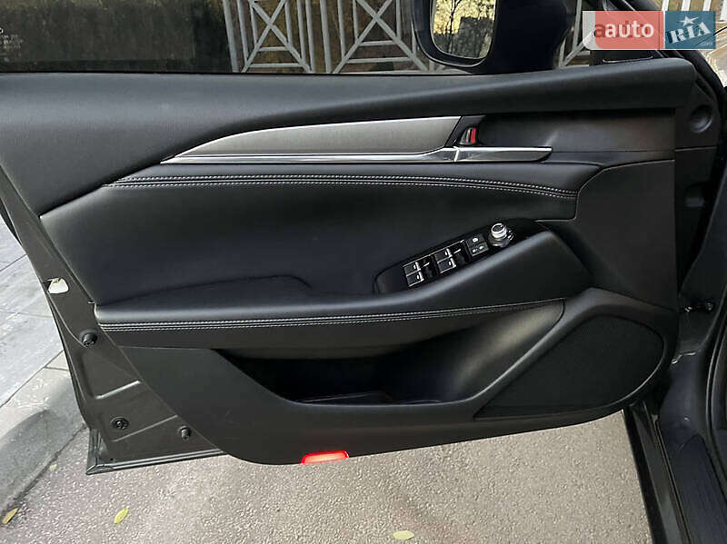 Седан Mazda 6 2020 в Киеве