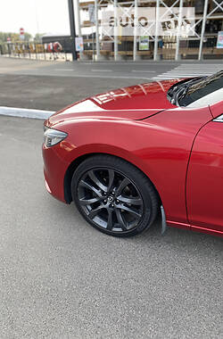 Седан Mazda 6 2015 в 