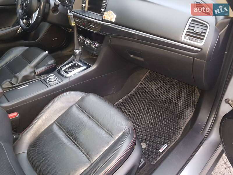 Седан Mazda 6 2013 в Кам'янському