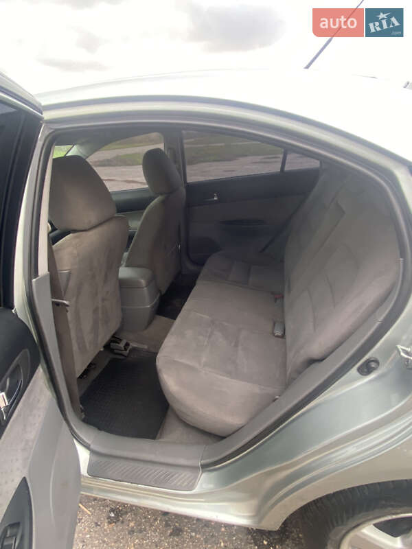 Лифтбек Mazda 6 2003 в Карловке