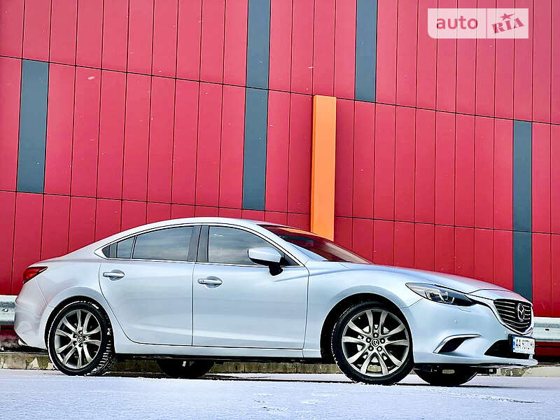Седан Mazda 6 2016 в Киеве