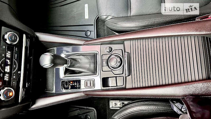 Седан Mazda 6 2016 в Киеве