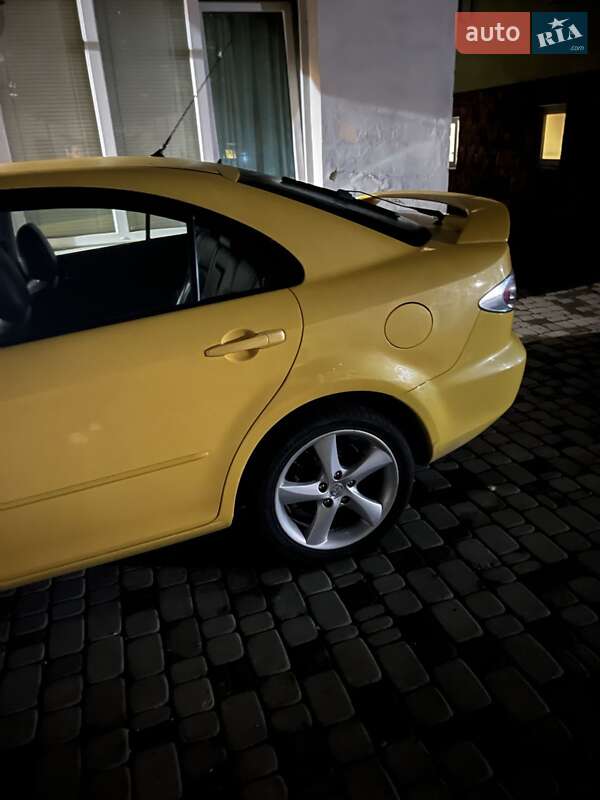 Седан Mazda 6 2002 в Черновцах