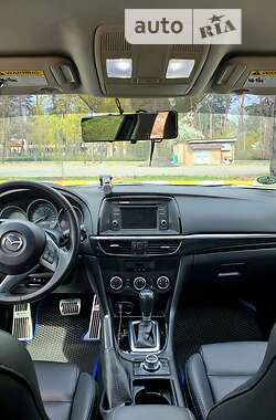Седан Mazda 6 2014 в 