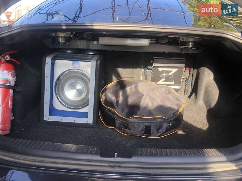 Седан Mazda 6 2005 в Днепре