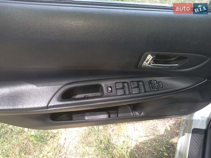 Лифтбек Mazda 6 2003 в Броварах