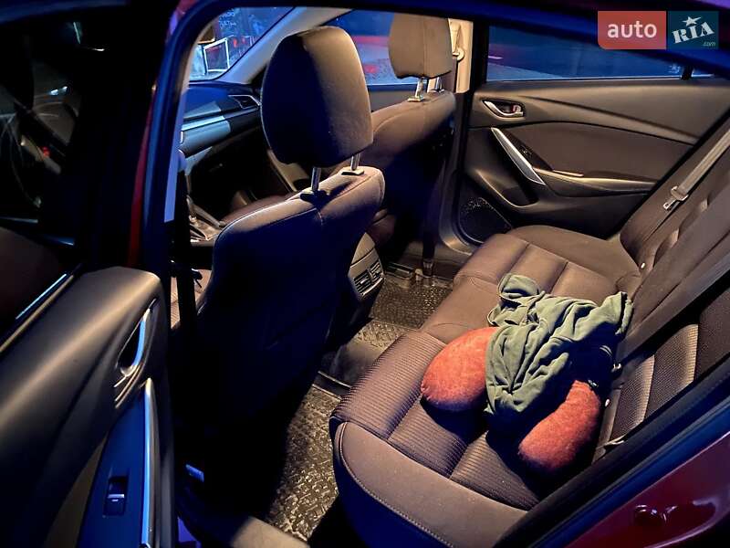 Седан Mazda 6 2015 в Львові