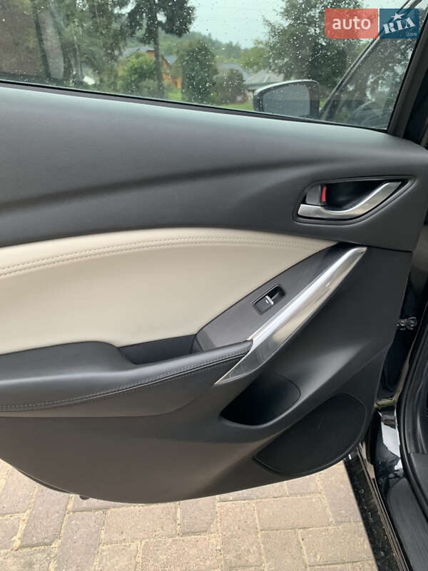 Седан Mazda 6 2016 в Косові