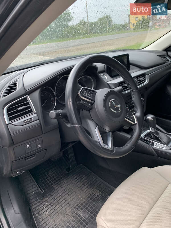 Седан Mazda 6 2016 в Косові