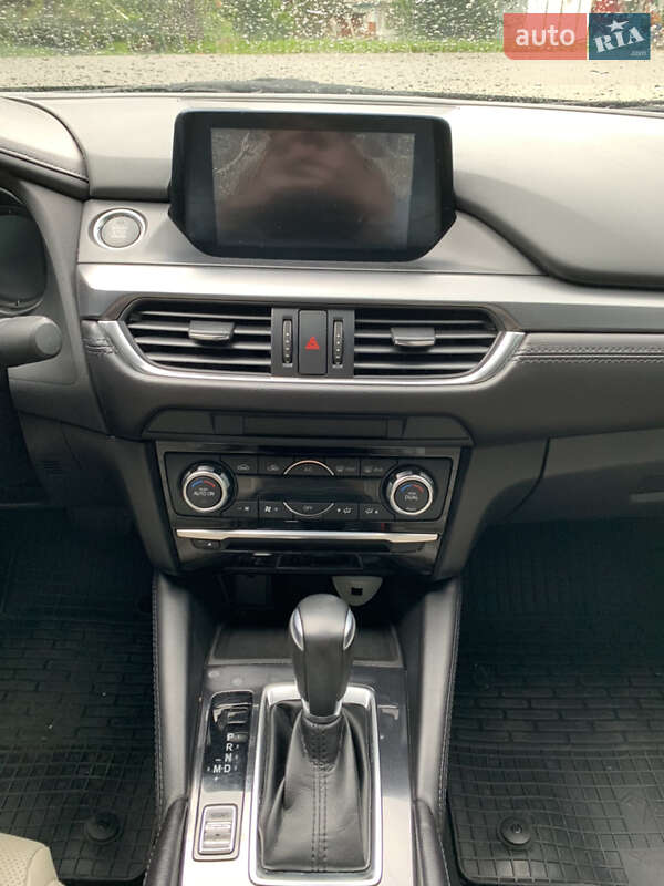 Седан Mazda 6 2016 в Косові