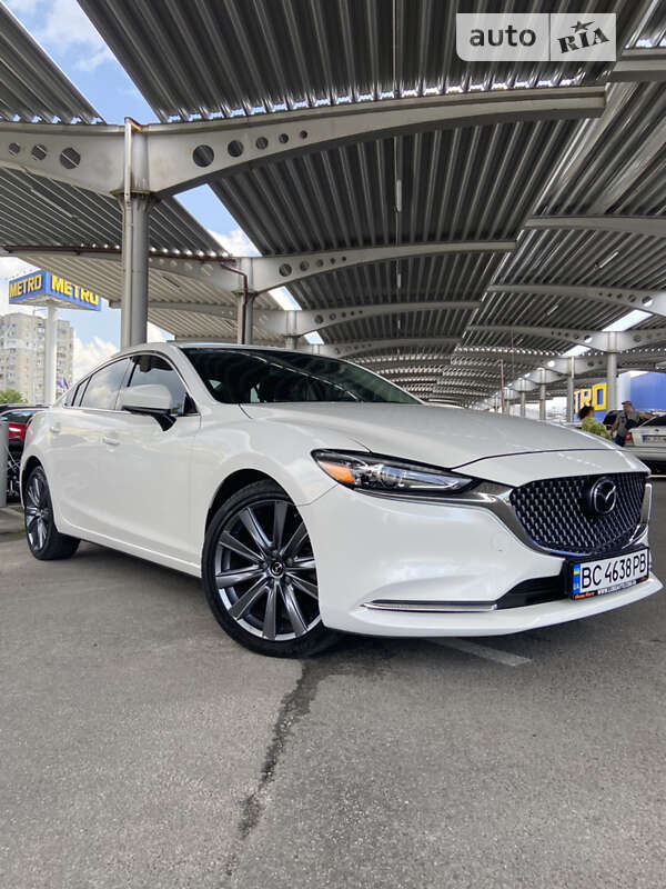Седан Mazda 6 2018 в 