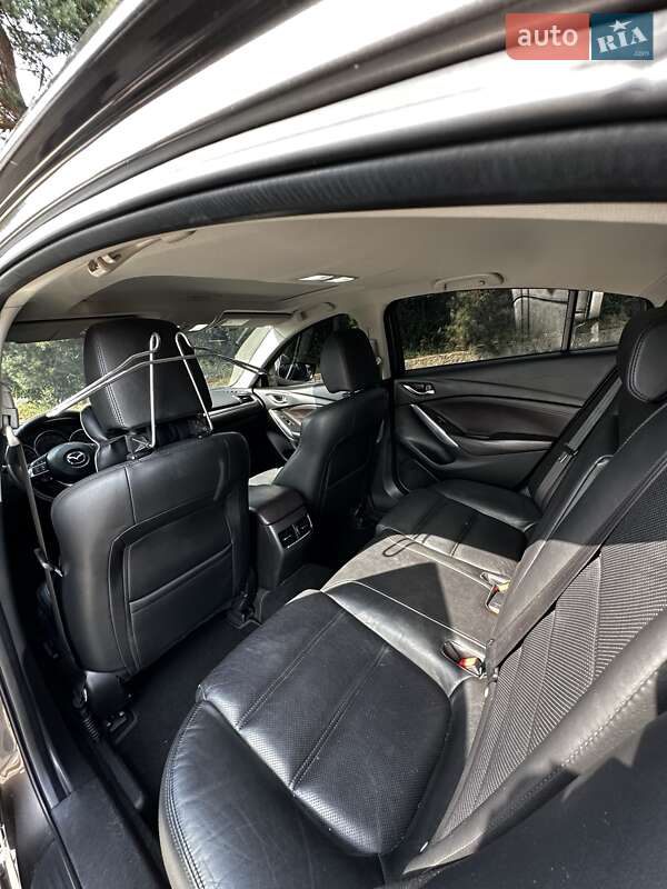 Седан Mazda 6 2015 в Кобеляках
