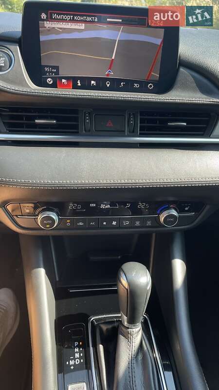 Седан Mazda 6 2018 в Львове