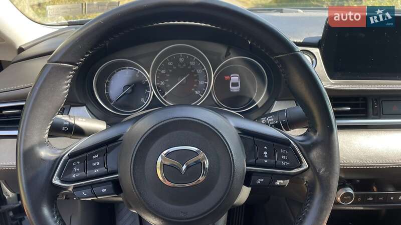 Седан Mazda 6 2018 в Львове