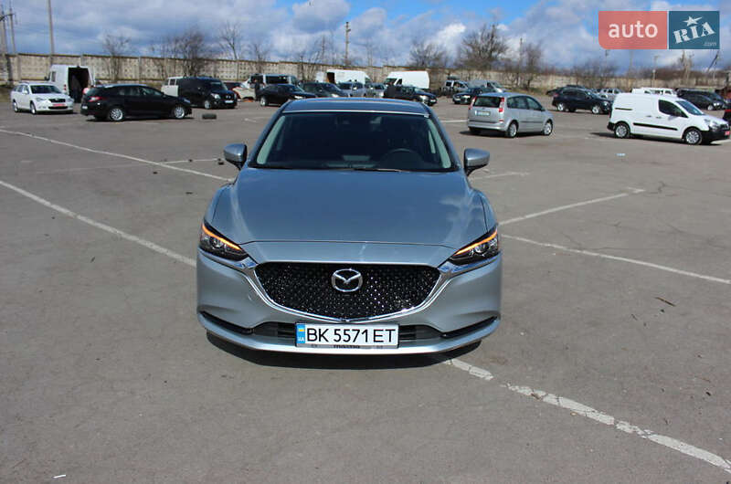 Седан Mazda 6 2018 в Ровно