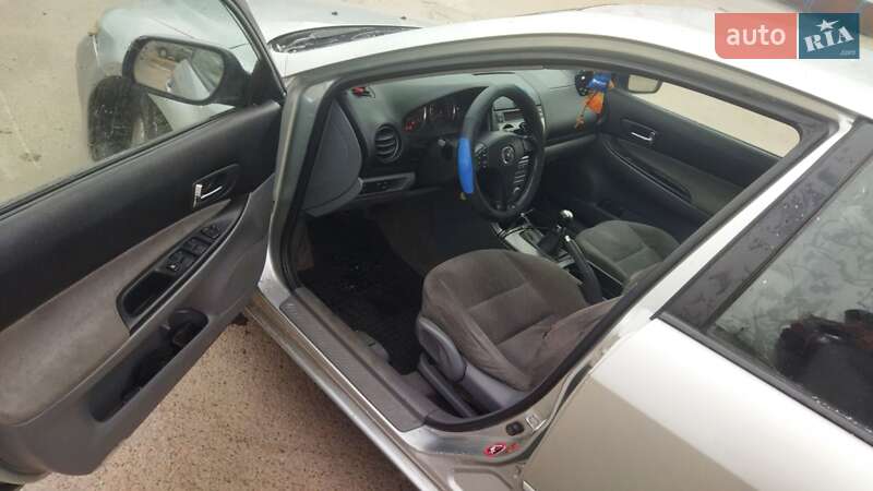 Лифтбек Mazda 6 2003 в Славянске