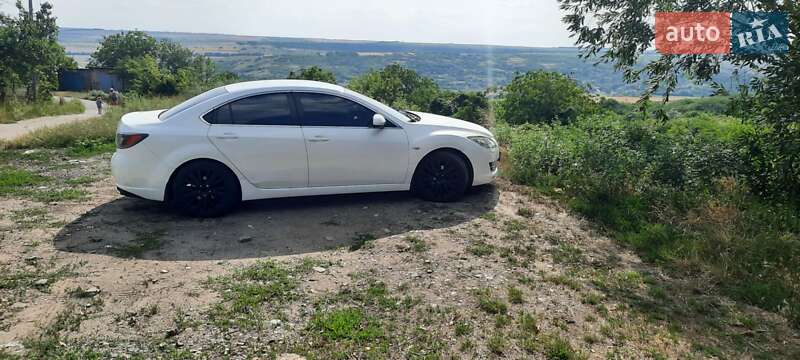 Седан Mazda 6 2008 в Татарбунарах