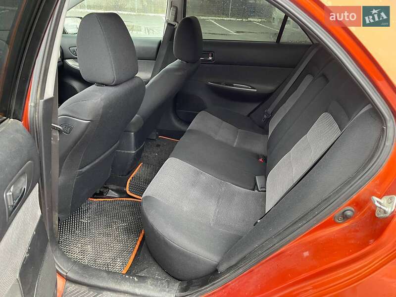 Седан Mazda 6 2005 в Днепре