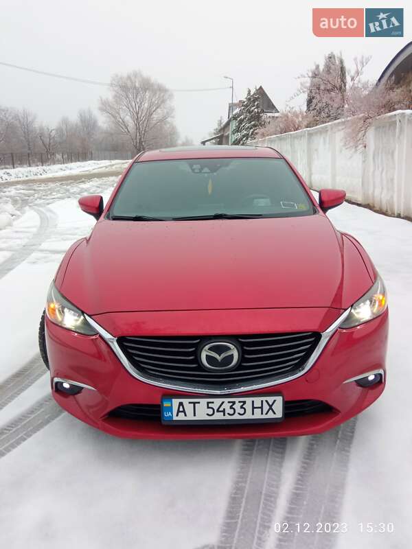 Седан Mazda 6 2015 в Надворной