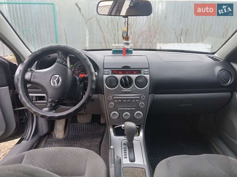 Седан Mazda 6 2003 в Измаиле