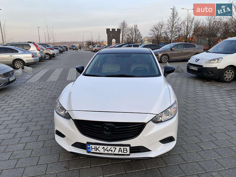 Седан Mazda 6 2015 в Ровно