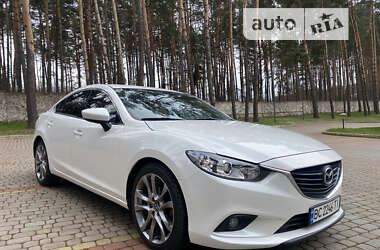 Седан Mazda 6 2014 в Новояворовске